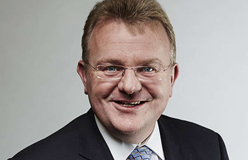 Bruce Billson MP