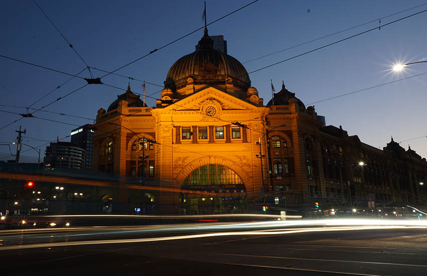 Melbourne accounting firms forced to stay shut for 2 more months