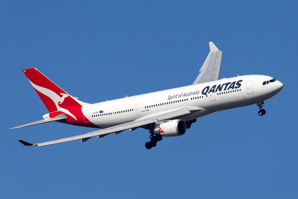How to earn tens of thousands of Qantas Points for helping your clients get paid faster